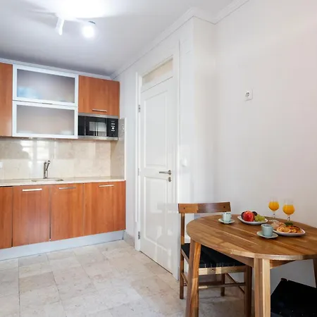 Madalena Prestige View Апартаменты Лиссабон